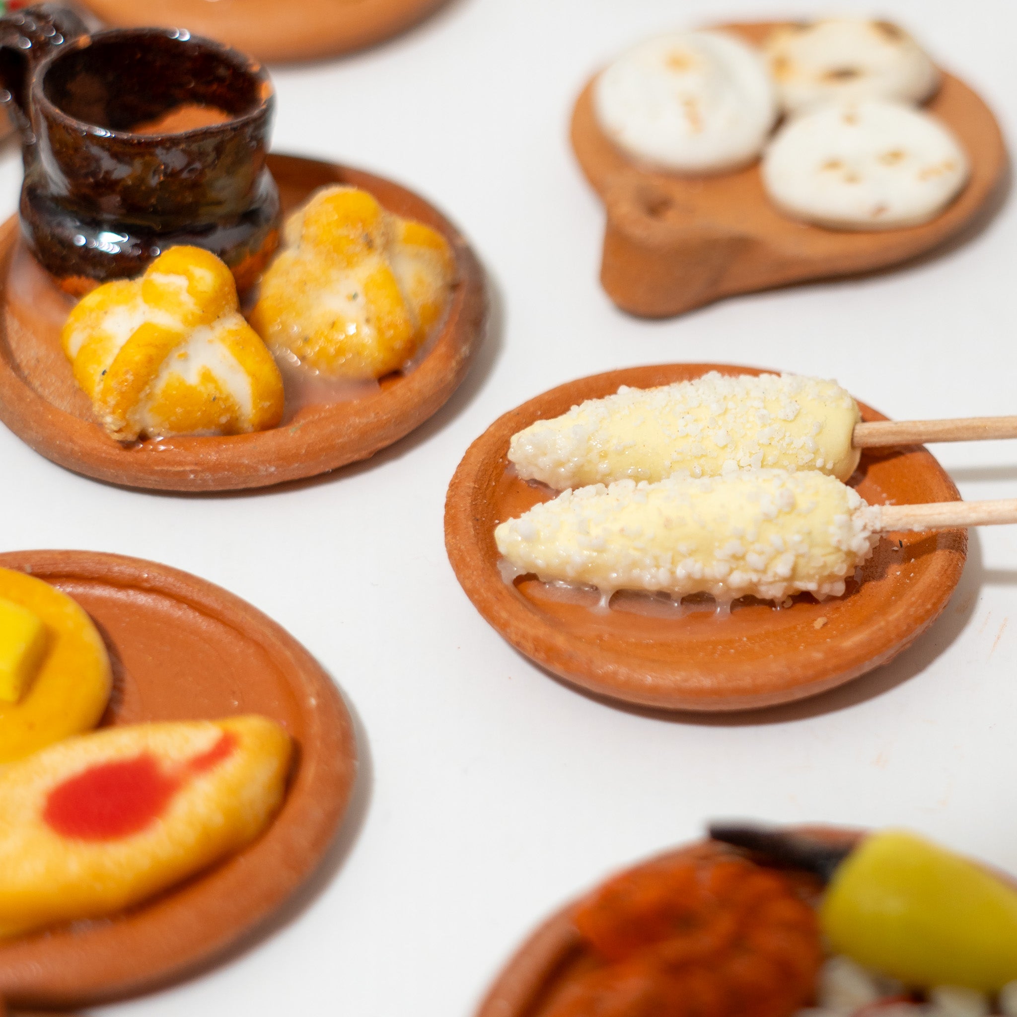 Miniature Mexican Food Ofrenda Set – Handmade Clay Día de los Muertos Altar Decor – 3 Pack Random Assortment
