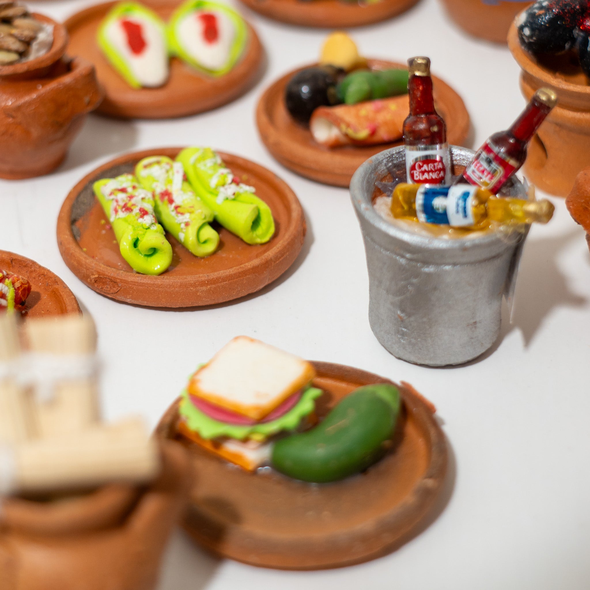 Miniature Mexican Food Ofrenda Set – Handmade Clay Día de los Muertos Altar Decor – 3 Pack Random Assortment