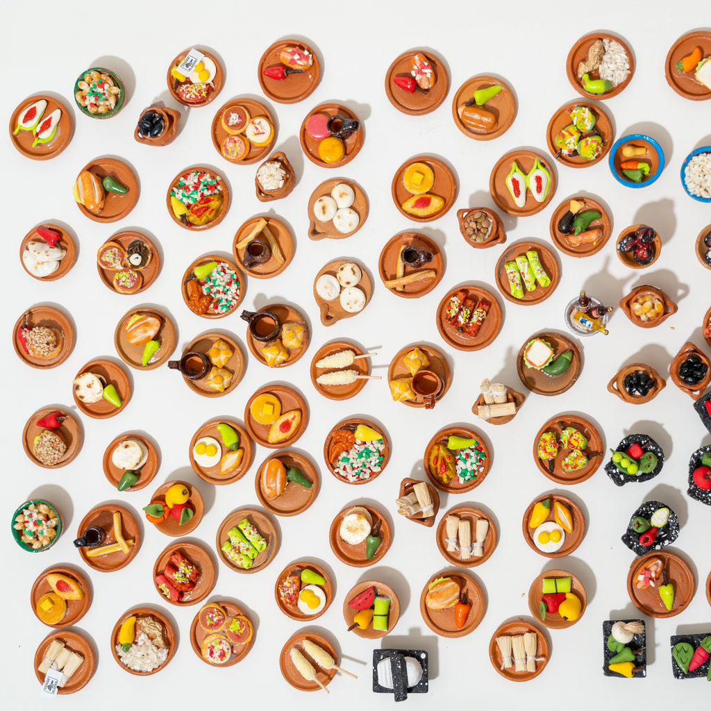 Miniature Mexican Food Ofrenda Set – Handmade Clay Día de los Muertos Altar Decor – 3 Pack Random Assortment