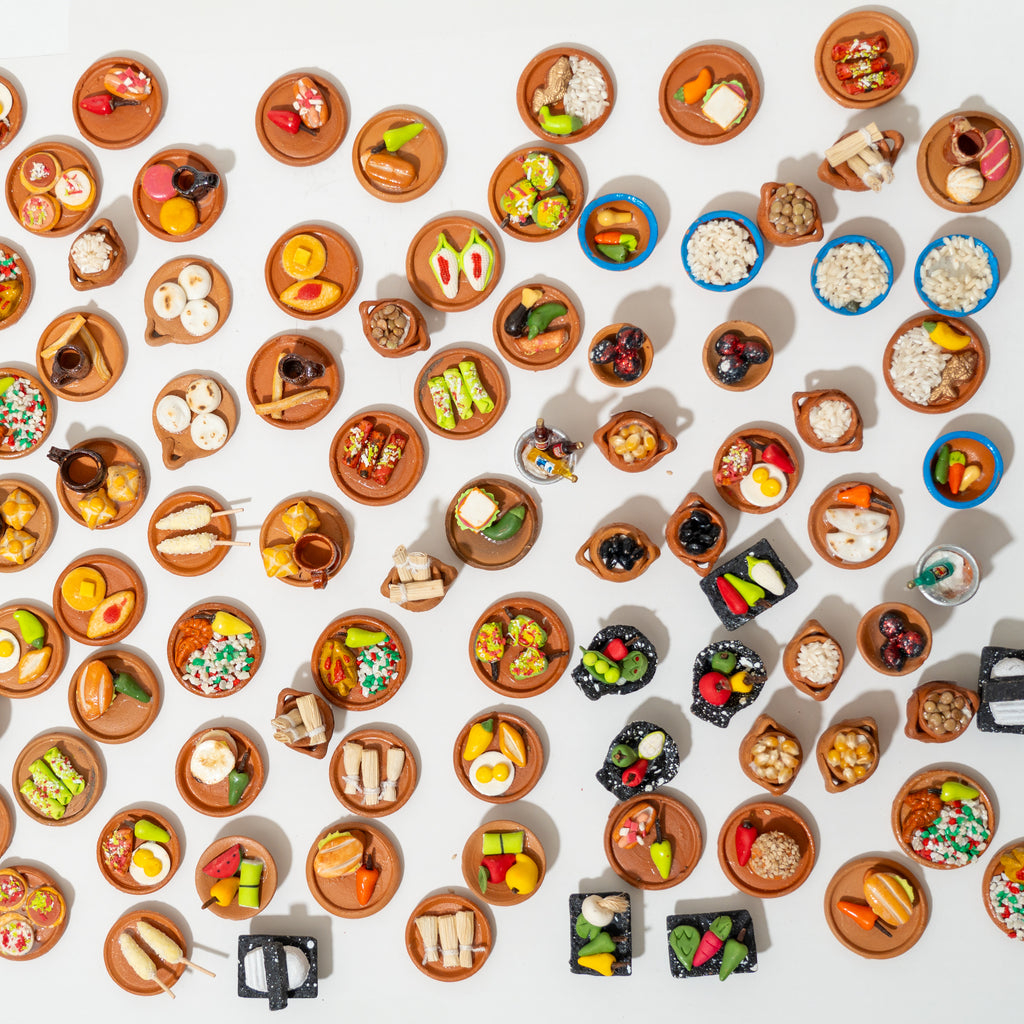 Miniature Mexican Food Ofrenda Set – Handmade Clay Día de los Muertos Altar Decor – 3 Pack Random Assortment
