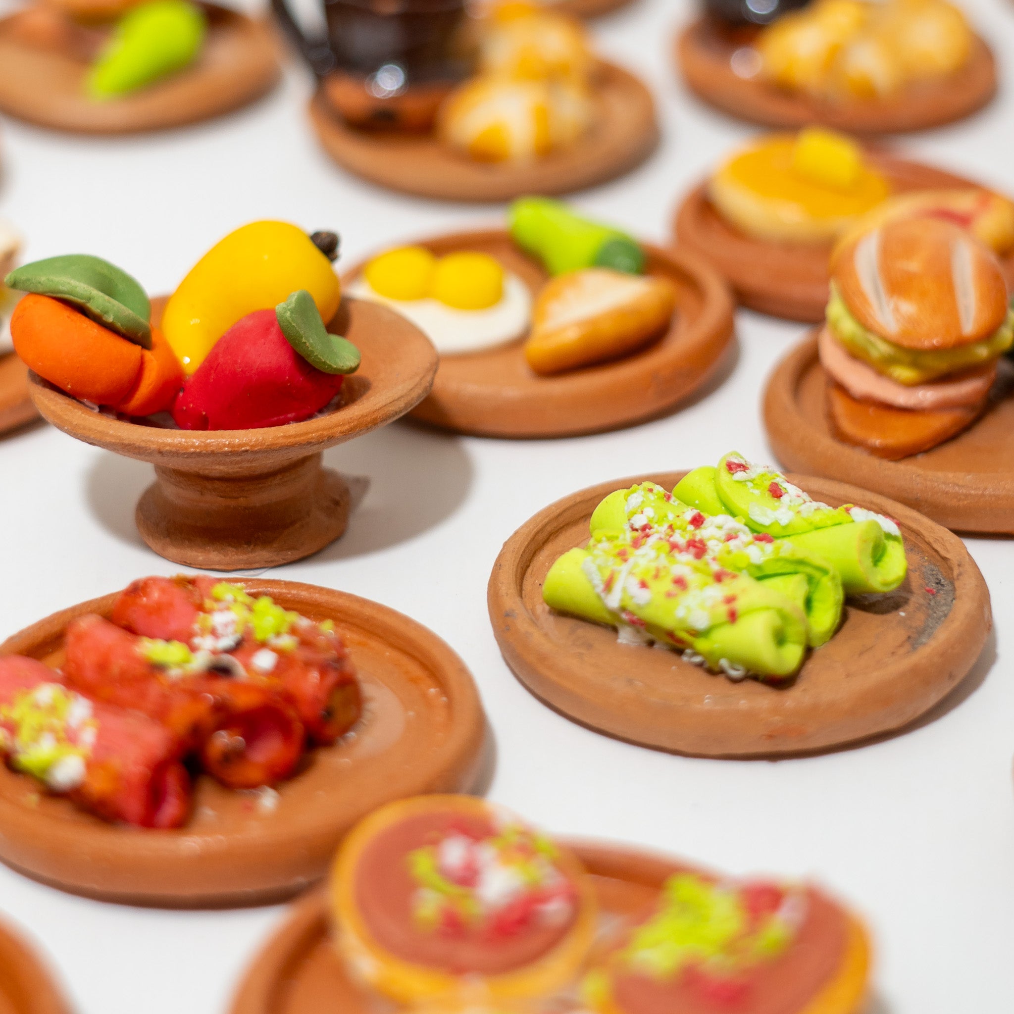 Miniature Mexican Food Ofrenda Set – Handmade Clay Día de los Muertos Altar Decor – 3 Pack Random Assortment