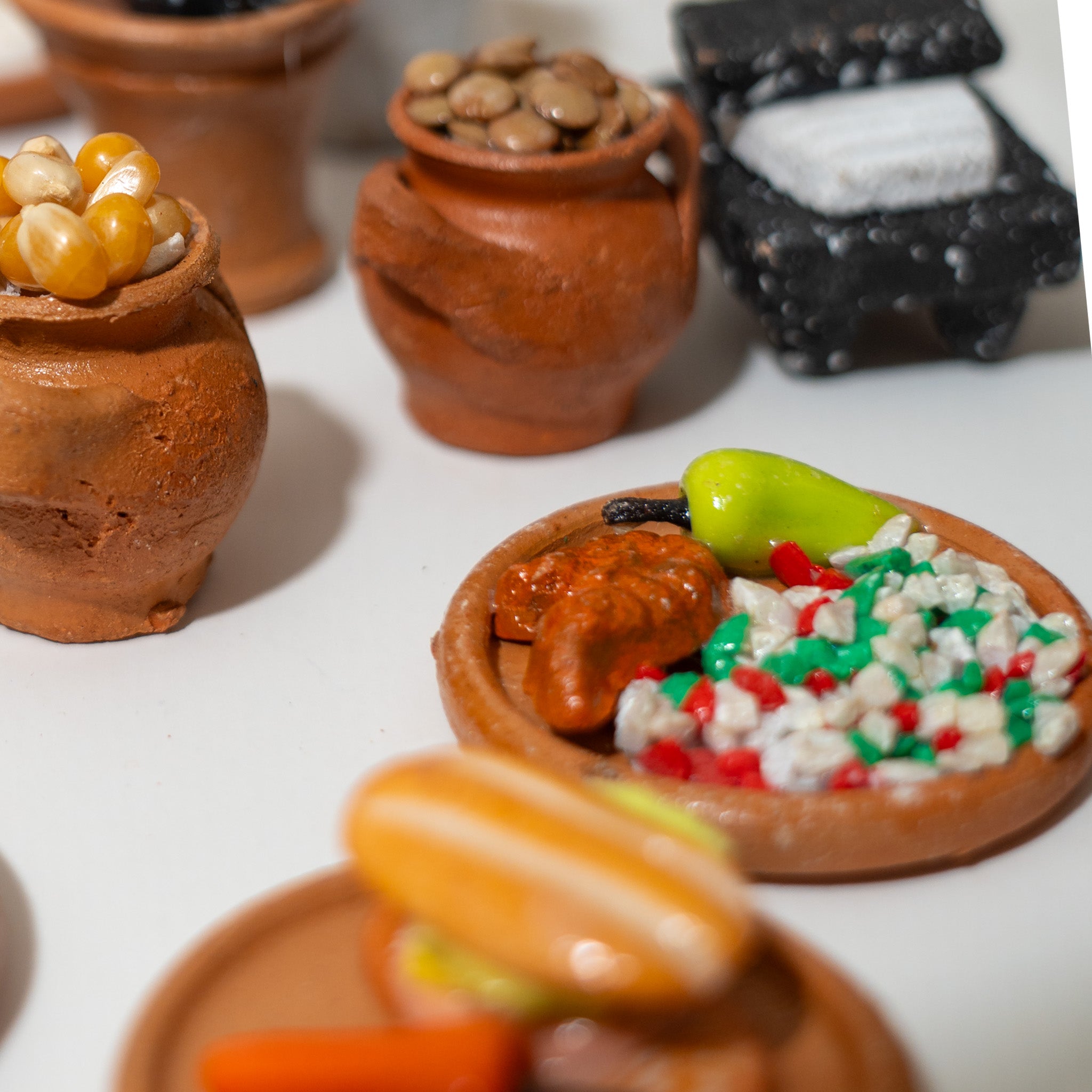 Miniature Mexican Food Ofrenda Set – Handmade Clay Día de los Muertos Altar Decor – 3 Pack Random Assortment